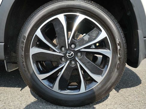 Used 2023 MAZDA CX-5 AWD 2.5 S w/ Premium Package image 11