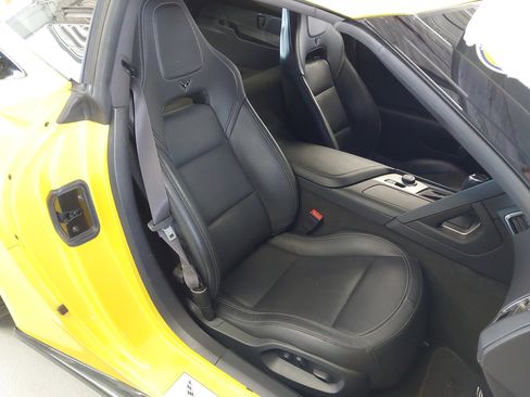 Used 2015 Chevrolet Corvette Stingray Coupe w/ 2LT Preferred Equipment Group RWD image 28