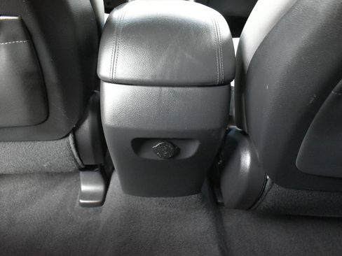 Used 2018 Hyundai Santa Fe Sport w/ 2.4L Value Package 02 image 40