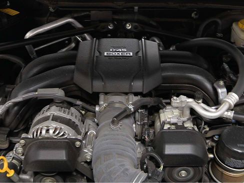Used 2023 Toyota GR86 w/ ALL Weather Mat Package (TMS) RWD image 15
