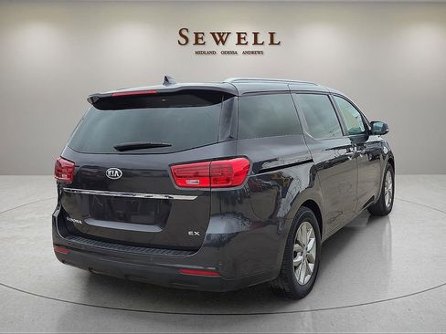 Used 2021 Kia Sedona EX FWD image 5