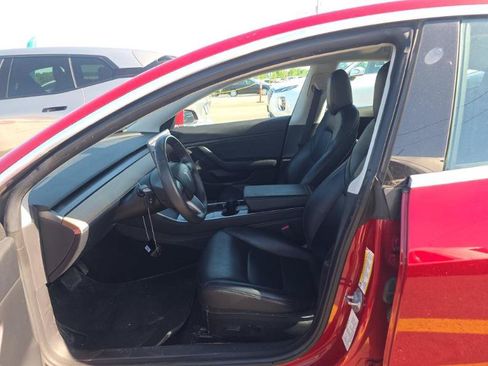 Used 2019 Tesla Model 3 Mid Range RWD image 5