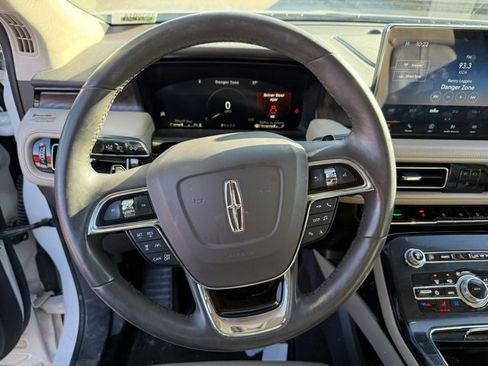 Used 2021 Lincoln Nautilus Reserve w/ Equipment Group 202A image 14