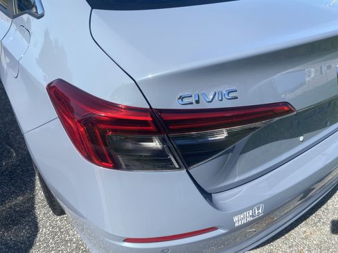 Used 2024 Honda Civic Touring image 21