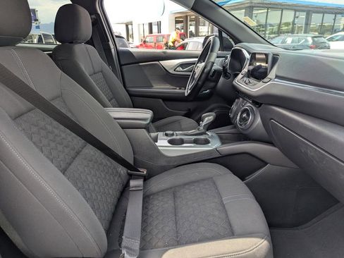 Used 2022 Chevrolet Blazer LT FWD image 34