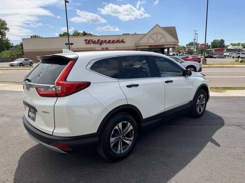 Used 2017 Honda CR-V LX image 5