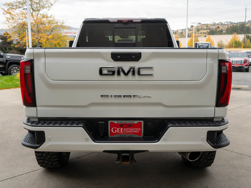 Certified 2024 GMC Sierra 3500 Denali w/ Technology Package AWD/4WD image 6