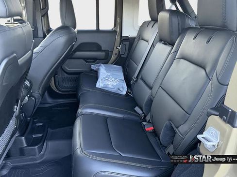 New 2025 Jeep Wrangler Unlimited Rubicon 392 image 13