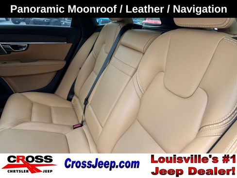 Used 2019 Volvo V90 T6 Cross Country w/ Advanced Package AWD/4WD image 31