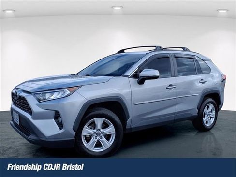 Used 2019 Toyota RAV4 XLE image 1
