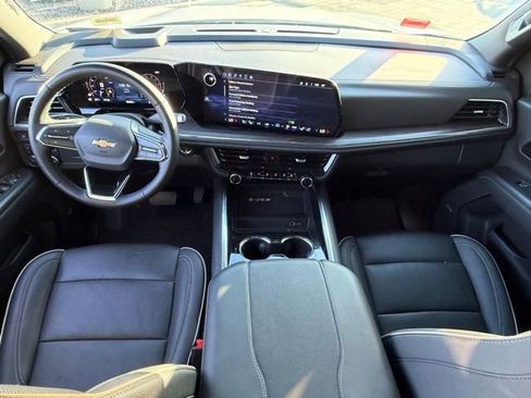 Used 2025 Chevrolet Tahoe Premier image 10