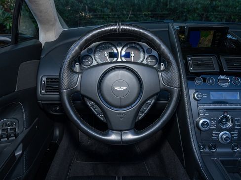 Used 2015 Aston Martin V8 Vantage GT image 22