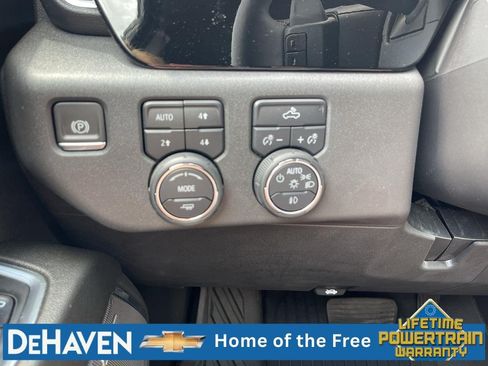 Used 2024 Chevrolet Silverado 1500 RST AWD/4WD image 18