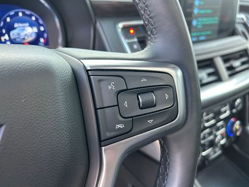 Used 2023 Chevrolet Tahoe Z71 w/ Z71 Off-Road Package AWD/4WD image 19