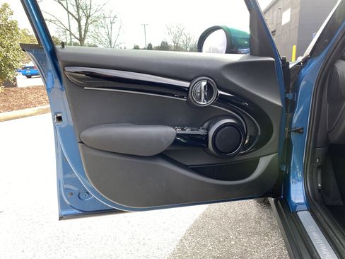 Used 2022 MINI Cooper S image 23