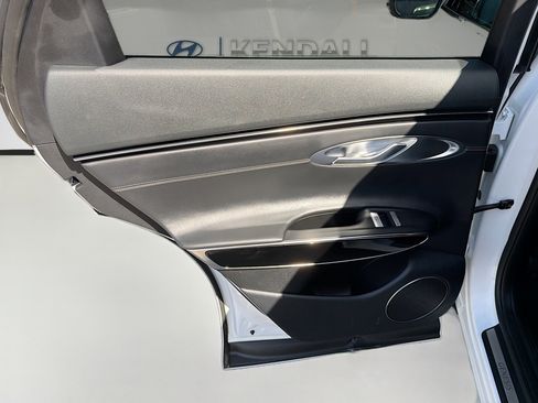 Used 2025 Genesis GV70 2.5T image 24