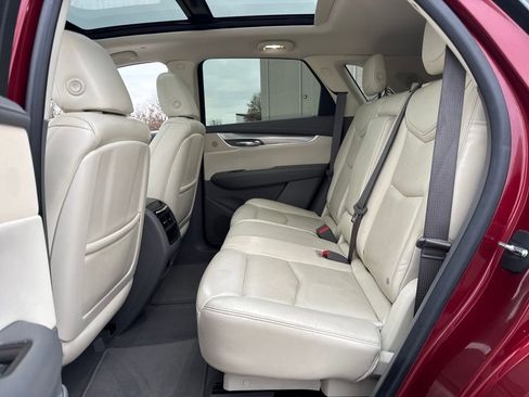 Used 2017 Cadillac XT5 Luxury image 13