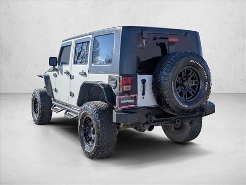 Used 2010 Jeep Wrangler Unlimited Sahara w/ Trailer Tow Group image 7