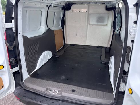 Used 2023 Ford Transit Connect XL FWD image 38