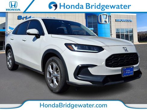 Used 2023 Honda HR-V LX image 1