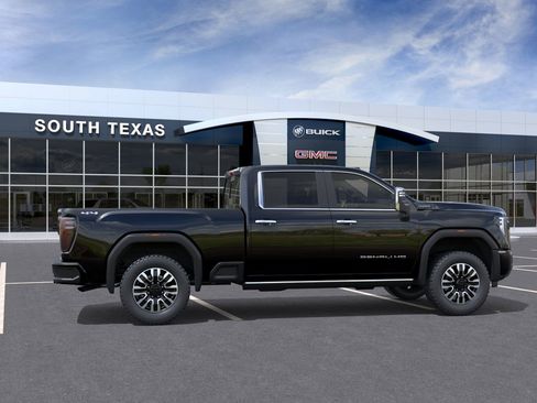New 2026 GMC Sierra 2500 Denali Ultimate image 5