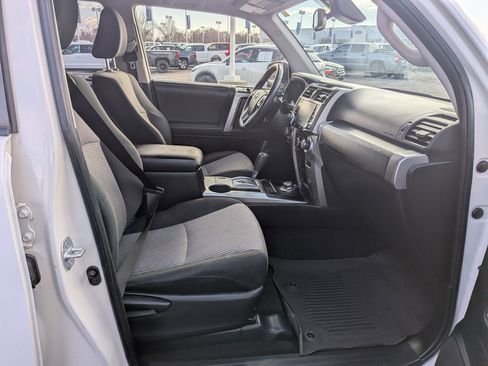 Used 2021 Toyota 4Runner SR5 image 32