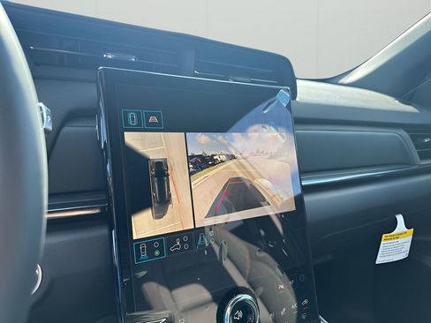 New 2026 GMC Terrain AT4 w/ Convenience Package III image 73