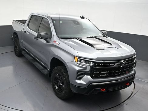Used 2024 Chevrolet Silverado 1500 LT Trail Boss w/ Convenience Package II AWD/4WD image 23