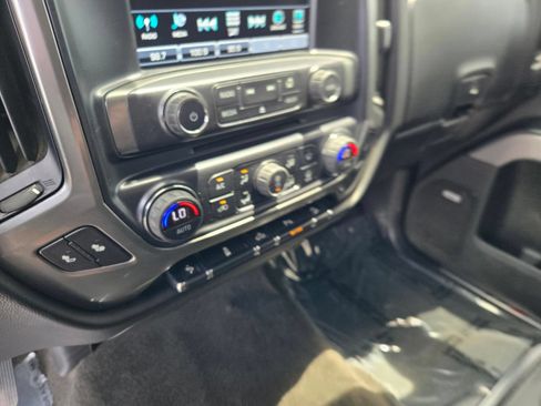 Used 2018 Chevrolet Silverado 1500 LT w/ All Star Edition AWD/4WD image 22