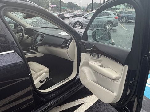 Used 2019 Volvo XC90 T6 Momentum w/ Protection Package Premier AWD/4WD image 25