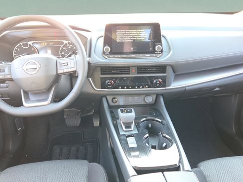 New 2026 Nissan Rogue SV FWD image 12