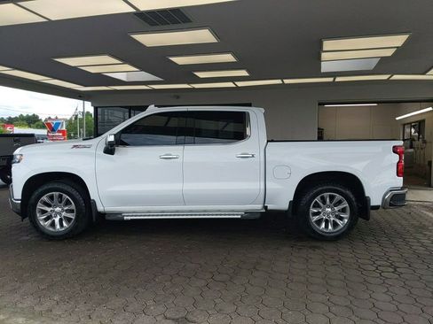 Used 2021 Chevrolet Silverado 1500 LTZ w/ LTZ Premium Package AWD/4WD image 11