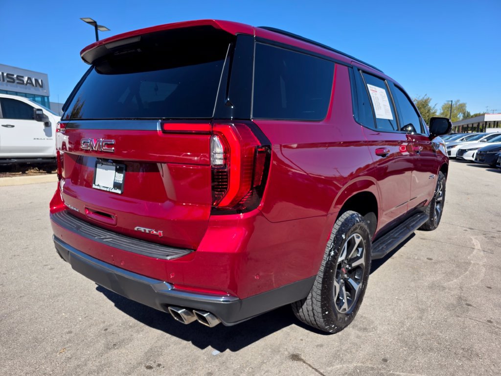 Used 2025 GMC Yukon AT4 AWD/4WD image 9