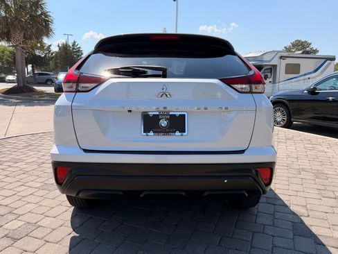 Used 2022 Mitsubishi Eclipse Cross ES AWD/4WD image 9