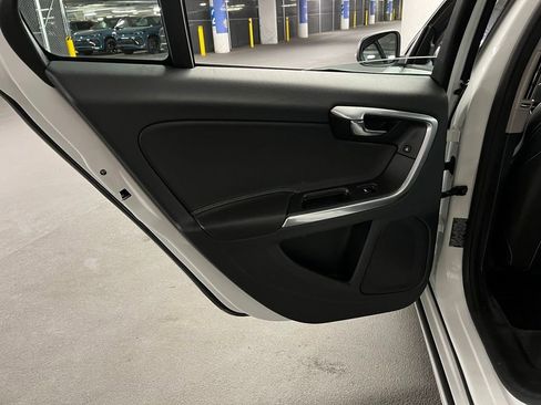 Used 2017 Volvo S60 T5 Dynamic w/ Vision Package FWD image 17