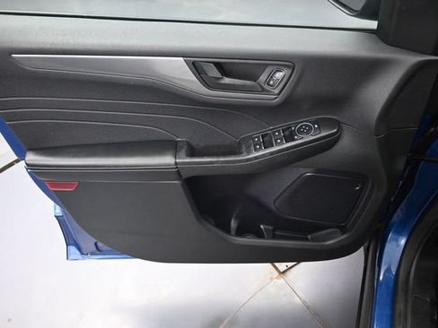 Used 2023 Ford Escape Active AWD/4WD image 22