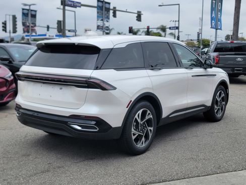 New 2026 Lincoln Nautilus Premier w/ Equipment Group 102A image 4