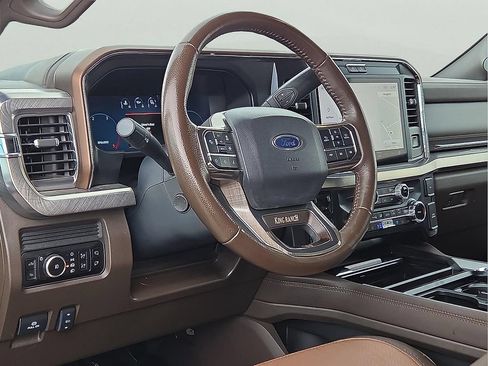 Used 2025 Ford F350 King Ranch AWD/4WD image 15