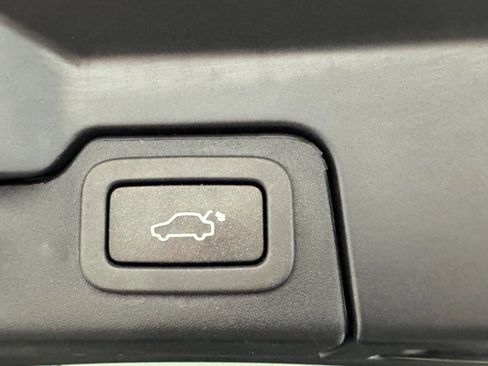 Used 2012 Land Rover Range Rover Evoque Pure Plus image 14