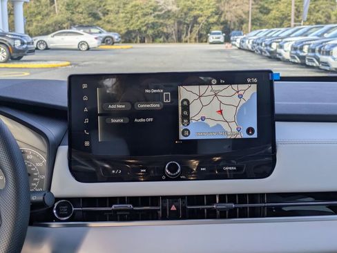 New 2026 Mitsubishi Outlander SE image 16