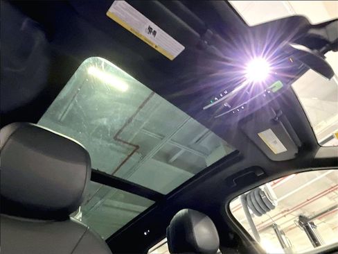 Certified 2023 Porsche Cayenne image 27