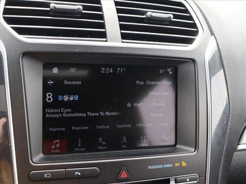 Used 2018 Ford Explorer Sport w/ Equipment Group 401A AWD/4WD image 18