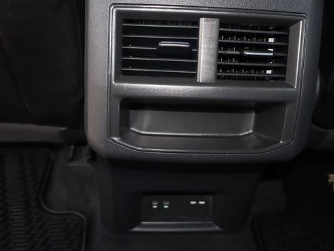 Used 2023 Volkswagen Atlas Cross Sport SE AWD/4WD image 14