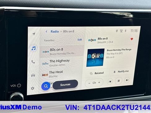 Used 2026 Toyota Camry SE image 35