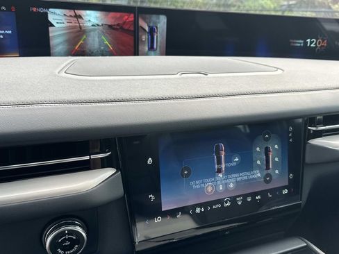 New 2025 Lincoln Navigator L Reserve w/ Jet Appearance Package image 34