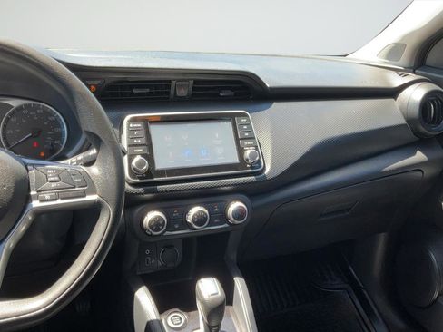 Used 2021 Nissan Kicks S FWD image 14