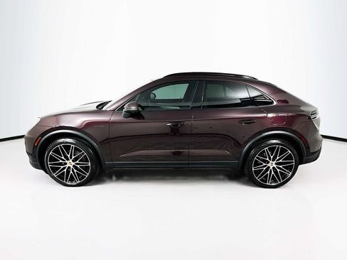 Used 2025 Porsche Macan Electric image 2