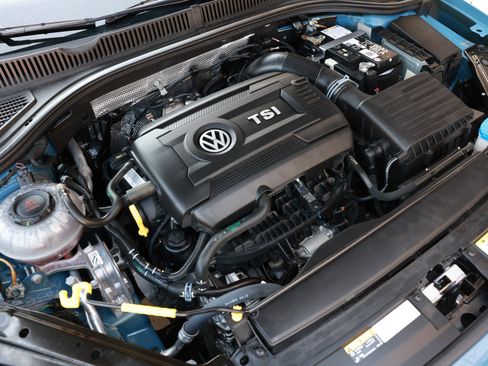 Used 2025 Volkswagen Jetta GLI Autobahn image 55