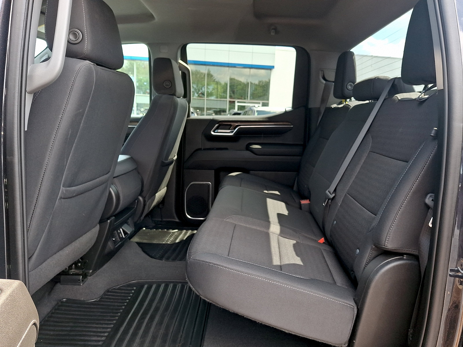 Certified 2023 Chevrolet Silverado 1500 LT AWD/4WD image 10