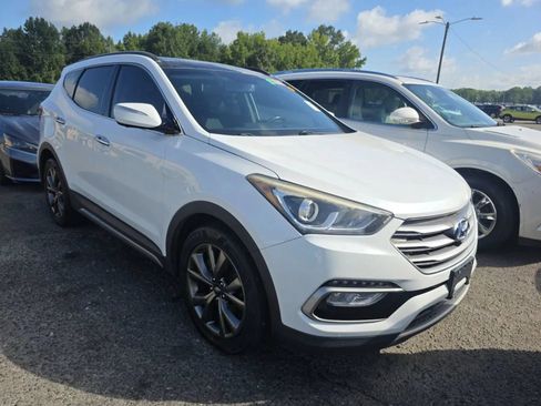 Used 2017 Hyundai Santa Fe Sport AWD/4WD image 4